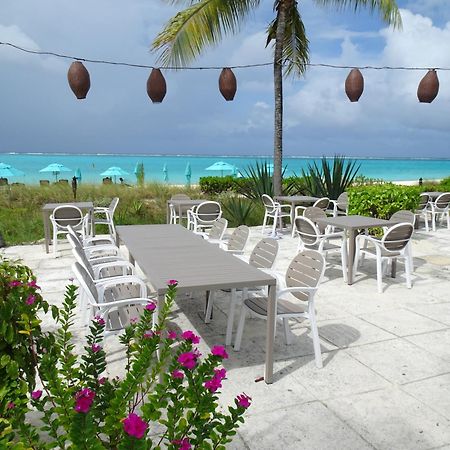 Sibonne Beach Hotel Грейс Бей Екстериор снимка