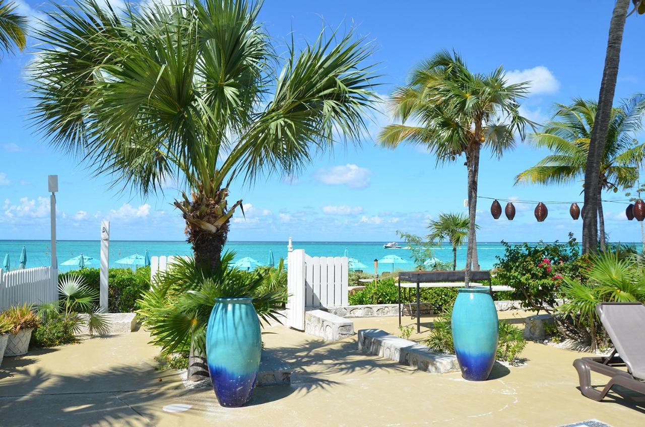 Sibonne Beach Hotel Грейс Бей Екстериор снимка