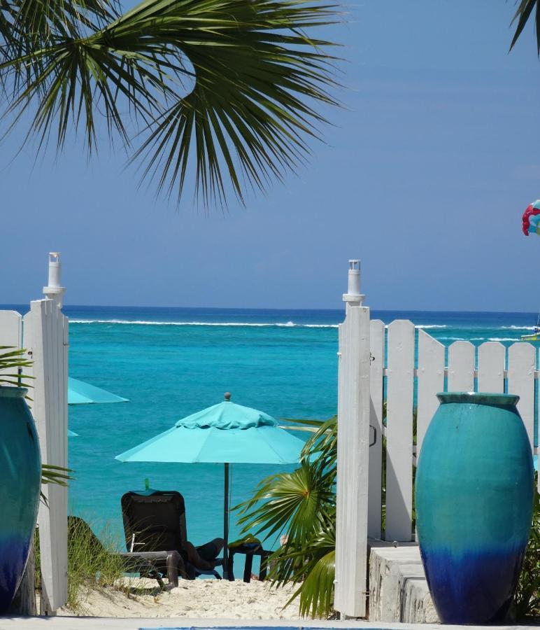 Sibonne Beach Hotel Грейс Бей Екстериор снимка