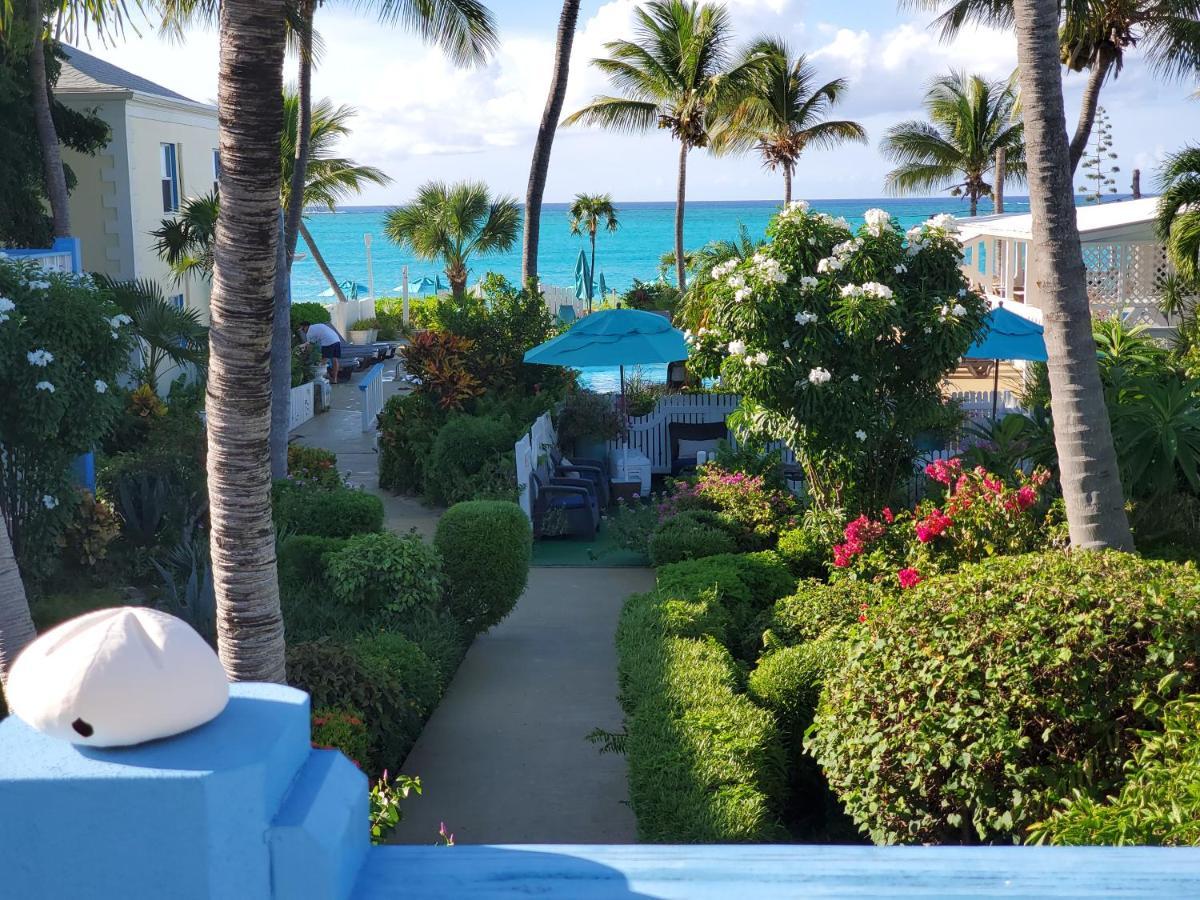 Sibonne Beach Hotel Грейс Бей Екстериор снимка